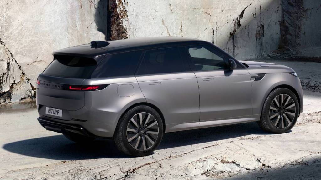 Range Rover Sport elétrico chega com potência de V8 e recarga ultrarrápida em 22 minutos