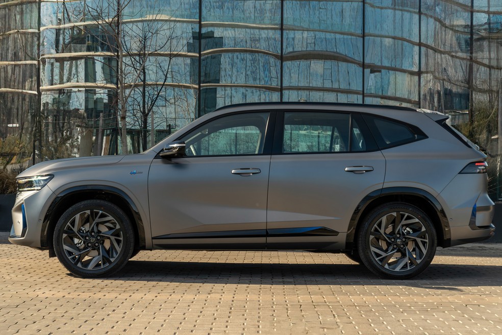 Renault Koleos com desconto de R$ 40 mil: tudo sobre o SUV híbrido que chegou ao Brasil