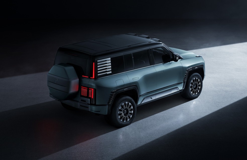 Yangwang no Brasil em 2027: BYD traz SUV que flutua na água e superesportivo de 1.306 cv