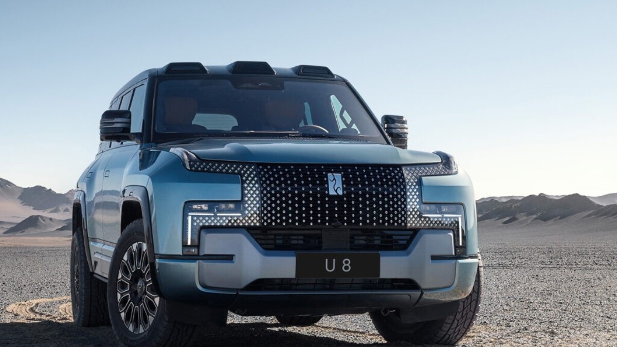 Yangwang no Brasil em 2027: BYD traz SUV que flutua na água e superesportivo de 1.306 cv
